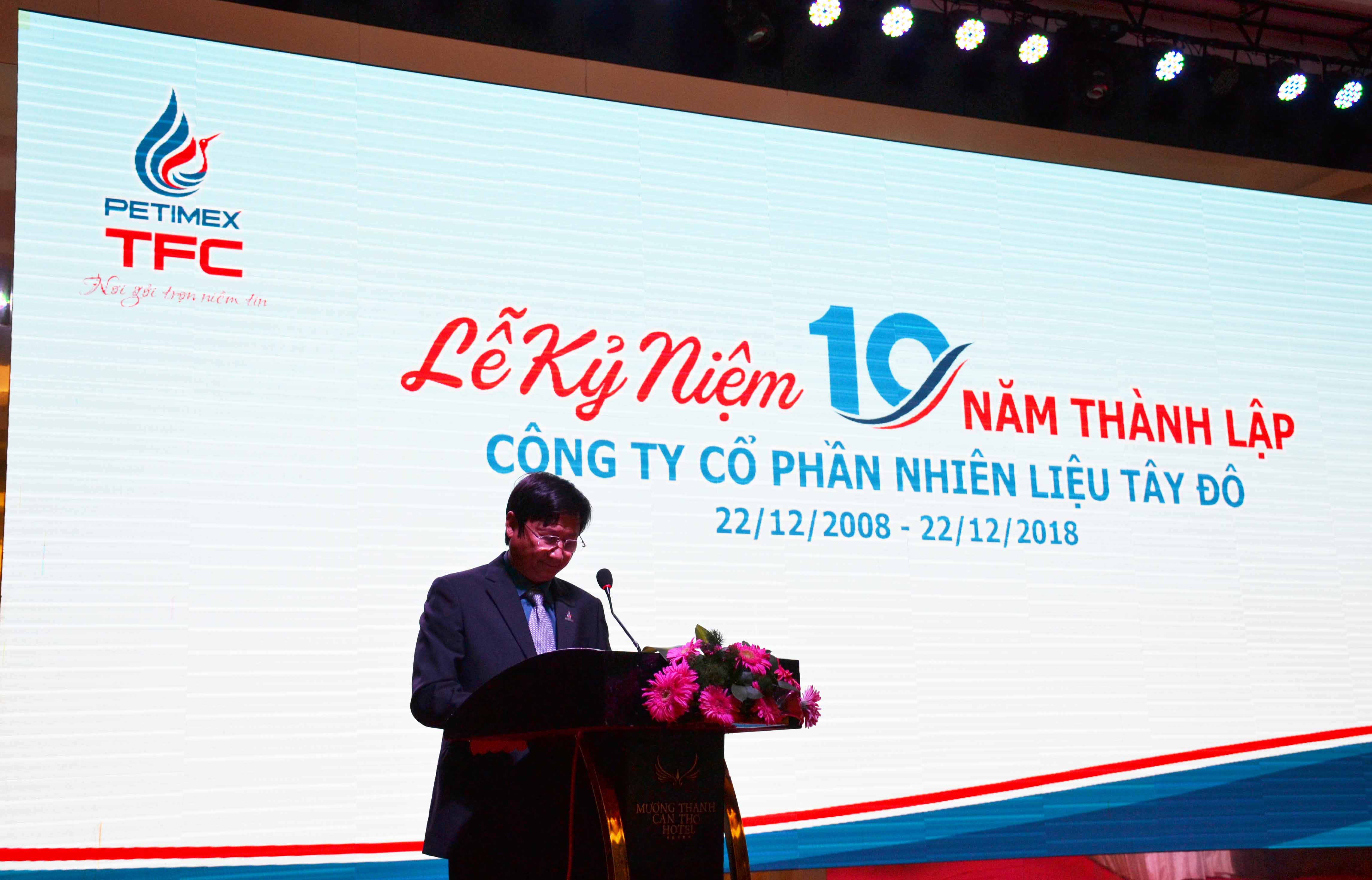 Lãnh đạo petimex chúc mừng kỷ niệm 10 năm thành lập tfc (22/12/2018) Lãnh đạo petimex chúc mừng kỷ niệm 10 năm thành lập tfc (22/12/2018)